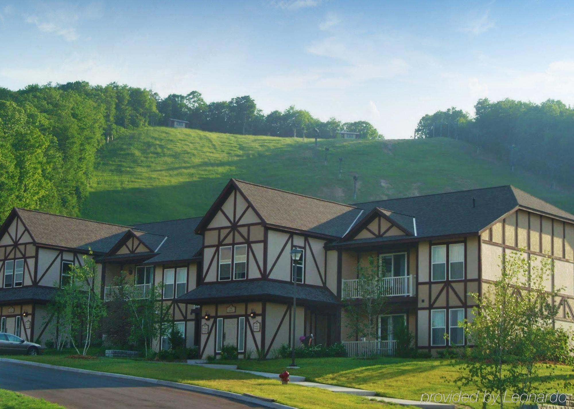 Mountain Run At Boyne Hotel Boyne Falls Exterior photo